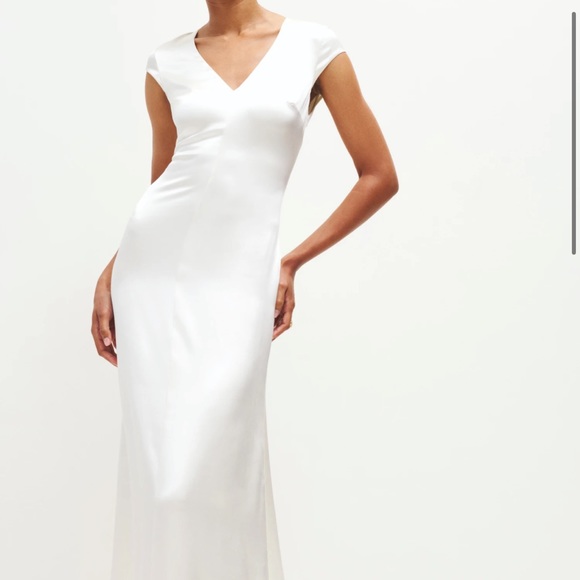 Reformation Genna Dress - Picture 6 of 15